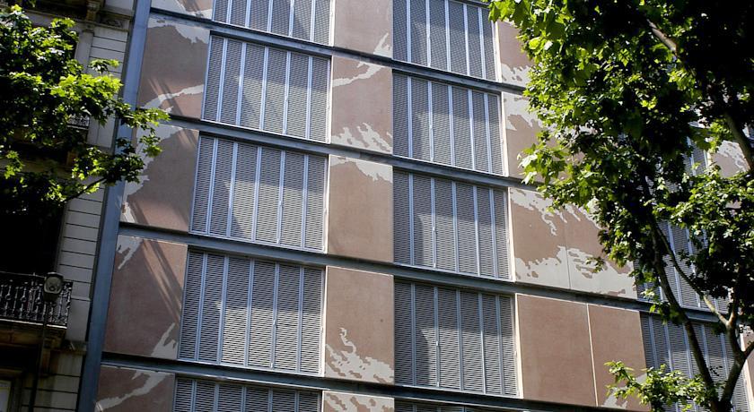 Splendom Suites Pau Claris Barcelona Exterior photo