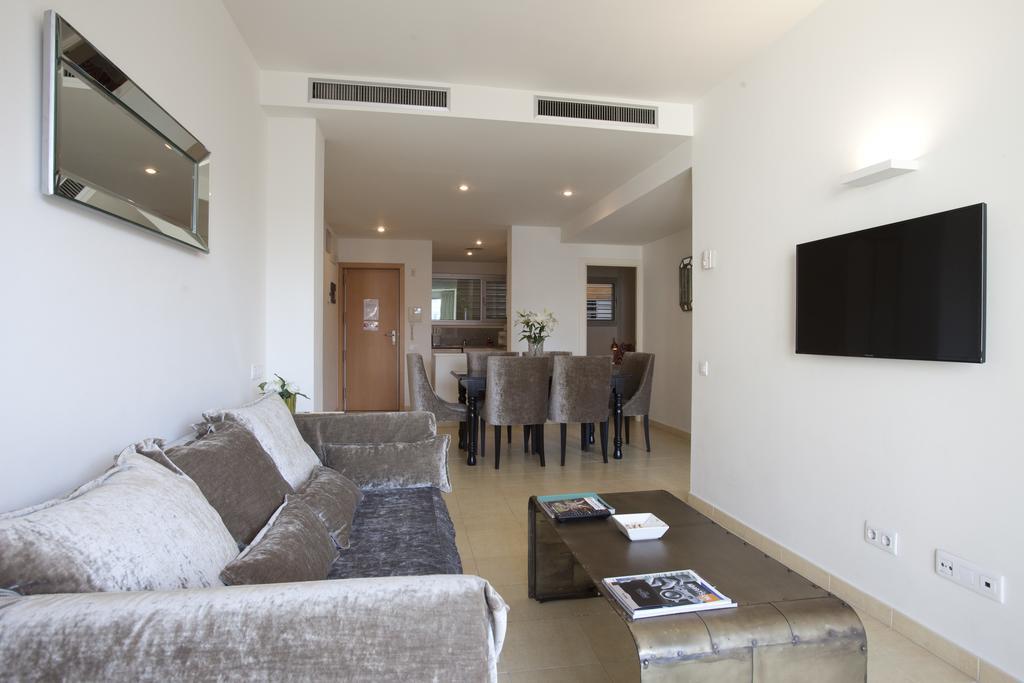 Splendom Suites Pau Claris Barcelona Exterior photo