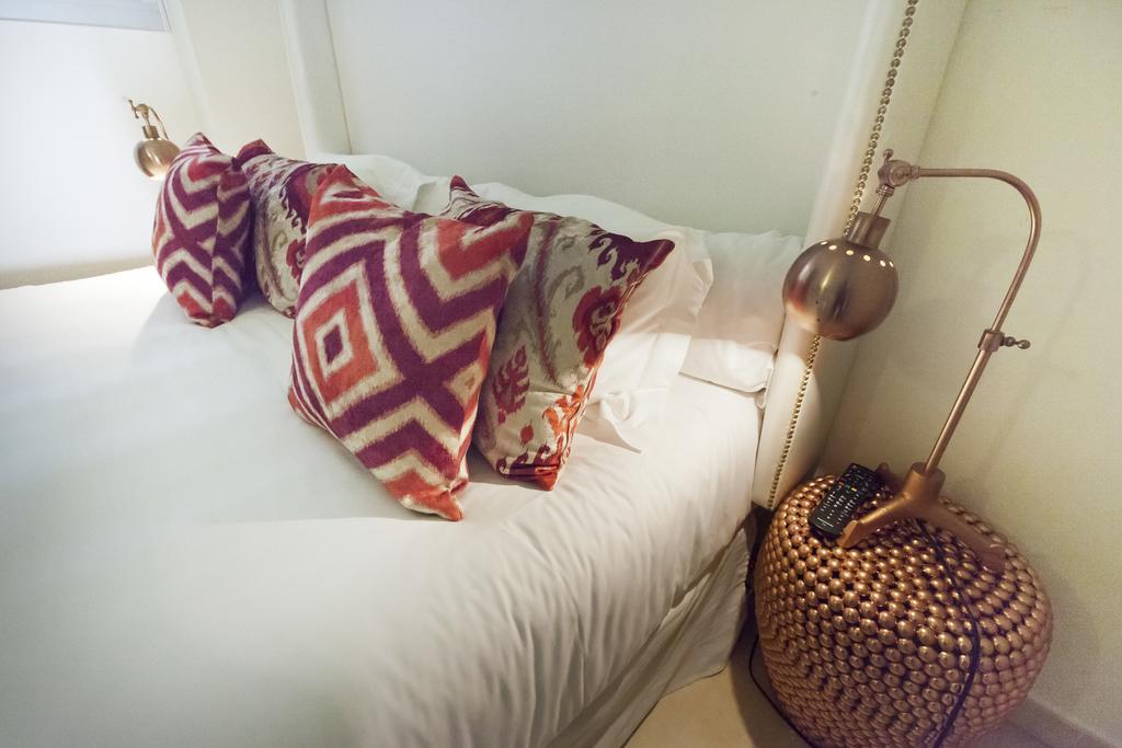 Splendom Suites Pau Claris Barcelona Exterior photo