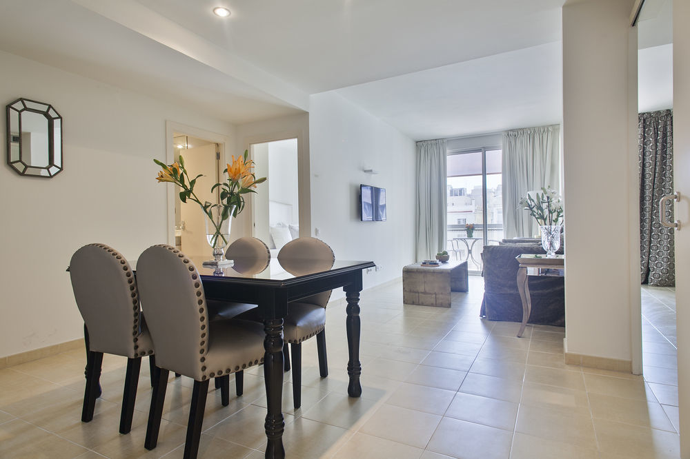 Splendom Suites Pau Claris Barcelona Exterior photo