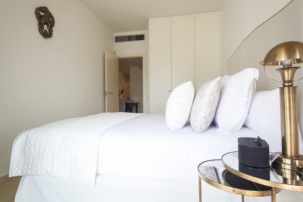 Splendom Suites Pau Claris Barcelona Exterior photo